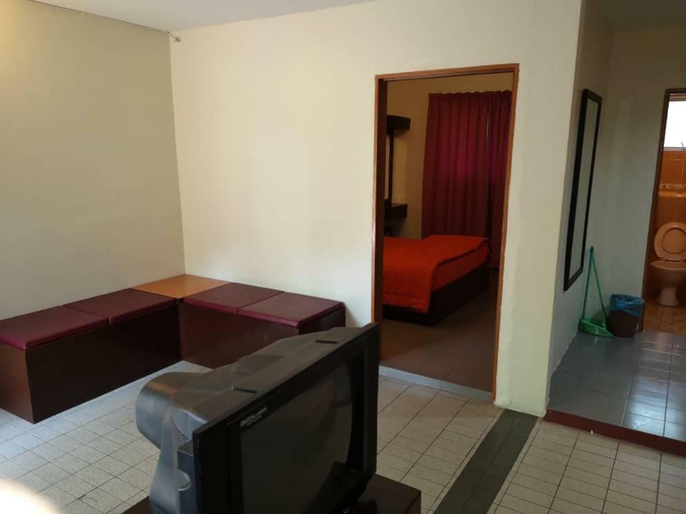 Seri Ratu Hotel & Spa Петалинг Джая Екстериор снимка